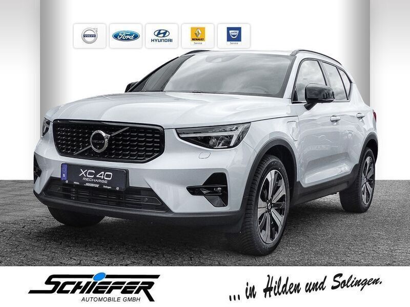 Blau Gebraucht 2023 Volvo XC40 Plus SUV | 47.980 € - Bild 1/4