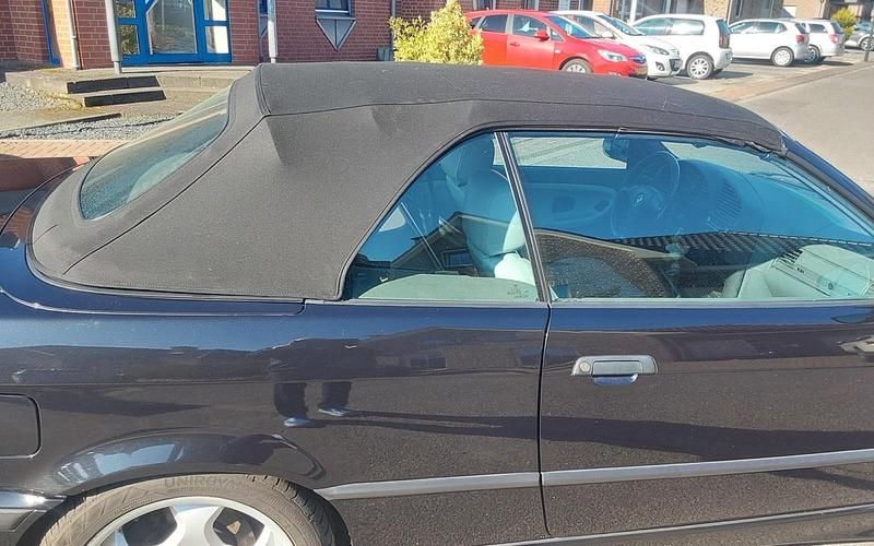 Gebraucht BMW 328 Cabriolet Performance 193 PS (141 kW) 1997 Schwarz Cabrio