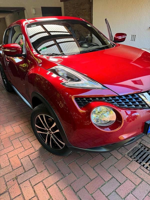 Gebraucht Nissan Juke N-Connecta 116 PS (85 kW) 2016 Rot SUV