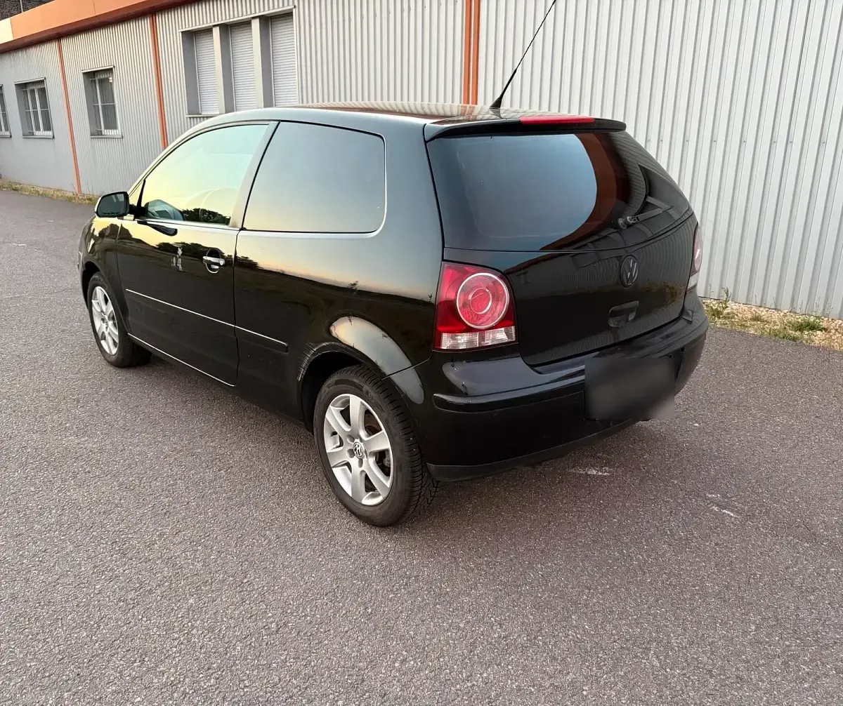 Gebraucht VW Polo 80 PS (58 kW) 2008 Schwarz Kleinwagen