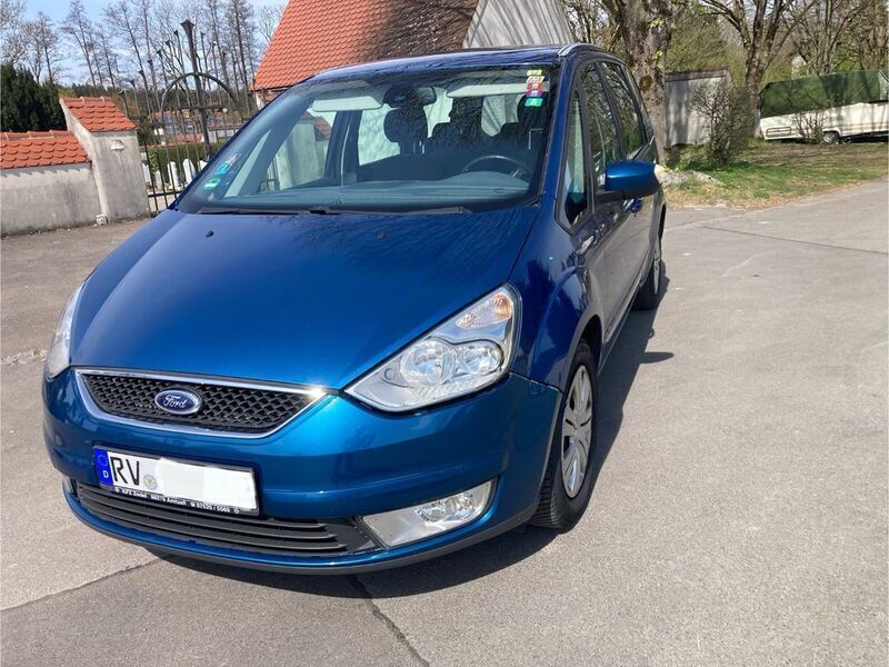 Blau Gebraucht 2006 Ford Galaxy Trend Van / Kleinbus | 1.900 € - Bild 1/4