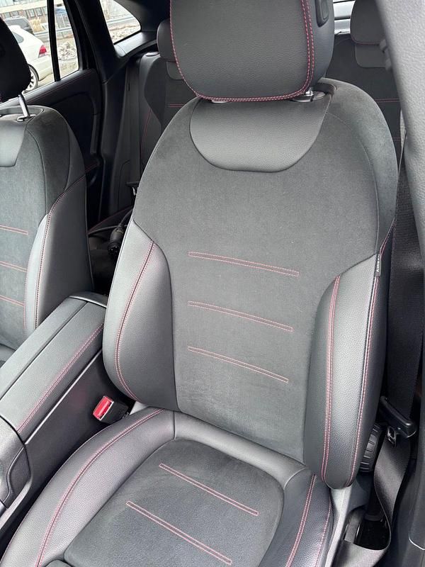 Gebraucht Mercedes EQA250 AMG 139 kW (190 PS) 2022 Schwarz SUV