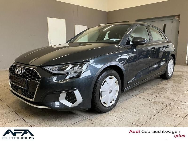 Gebraucht Audi A3 Advanced 110 PS (80 kW) 2022 Grau Limousine