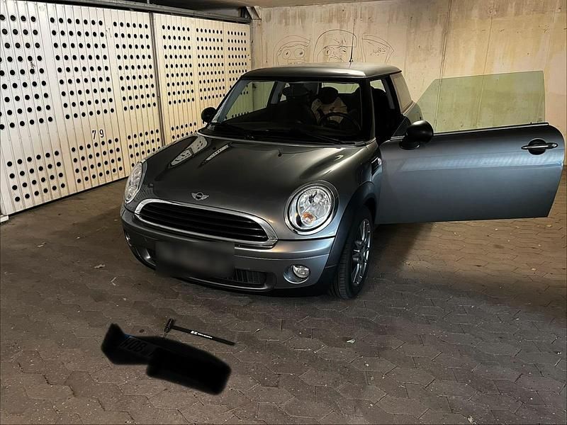 Gebraucht Mini ONE 75 PS (55 kW) 2010 Grau Kleinwagen
