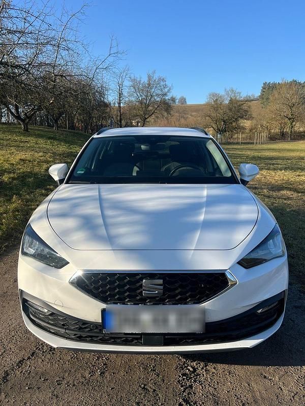 Gebraucht Seat Leon Style 150 PS (110 kW) 2024 Weiß Kombi