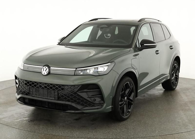 Gebraucht VW Tiguan R-line 272 PS (200 kW) 2025 SUV