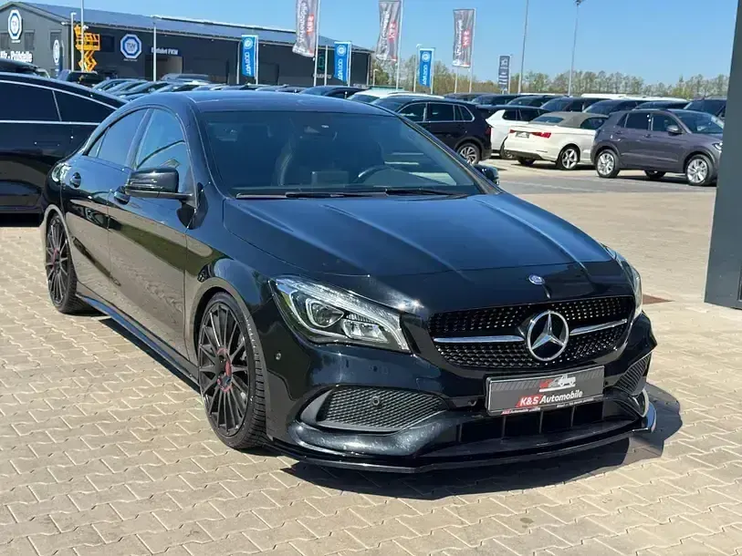 Gebraucht Mercedes CLA180 AMG line 122 PS (89 kW) 2017 Schwarz Limousine