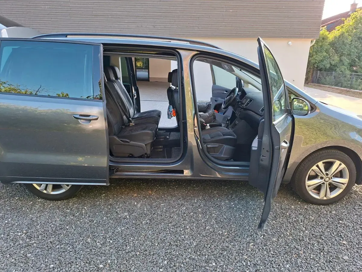 Gebraucht Seat Alhambra Style 150 PS (110 kW) 2018 Grau Van / Kleinbus