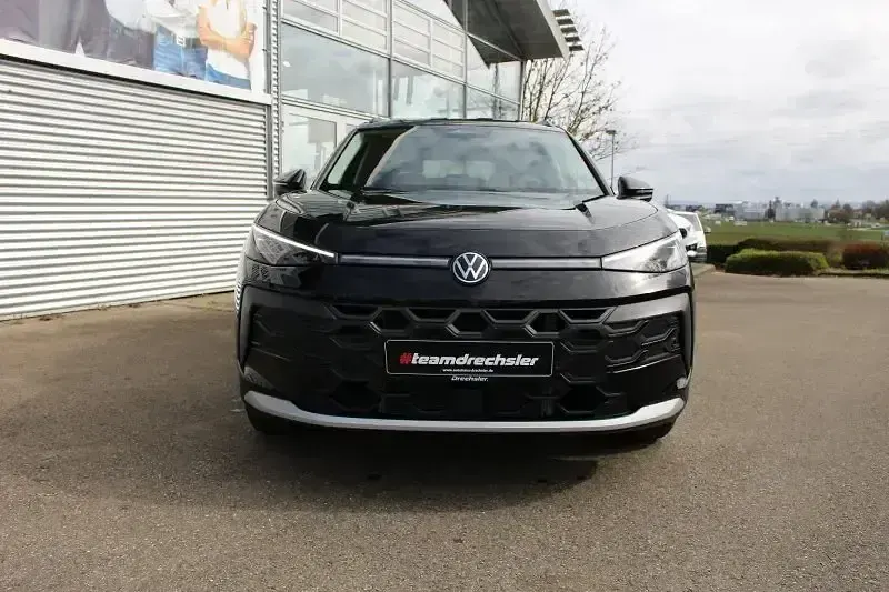 Neu VW T-Roc Life 150 PS (110 kW) 2026 Schwarz SUV