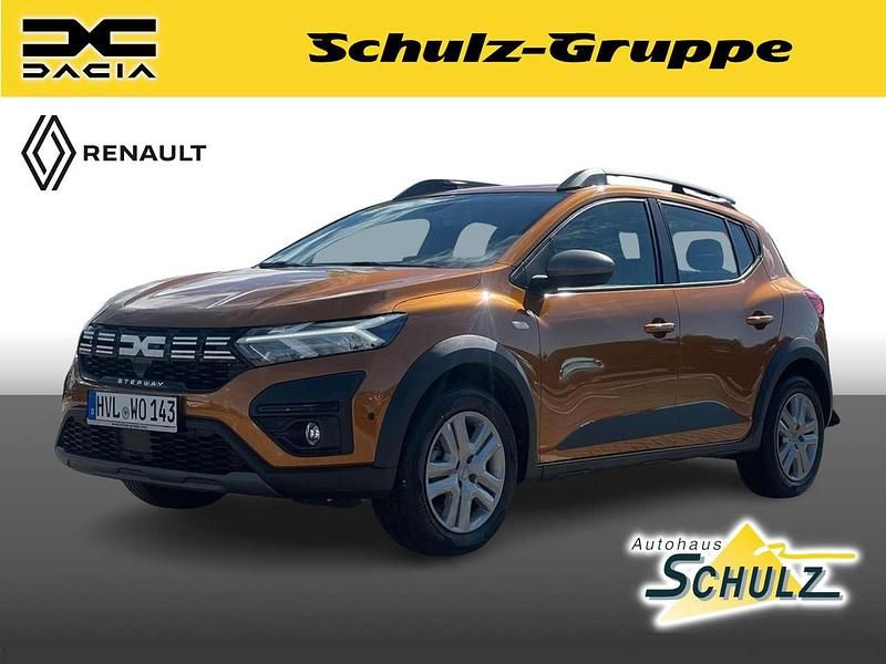 Taklamakanorange metallic Gebraucht 2023 Dacia Sandero Expression Kleinwagen | 15.490 € (Fairer Preis) - Bild 1/4
