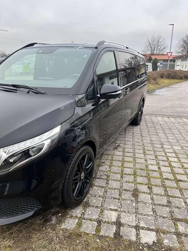 Gebraucht Mercedes V300 Edition 237 PS (174 kW) 2021 Van / Kleinbus