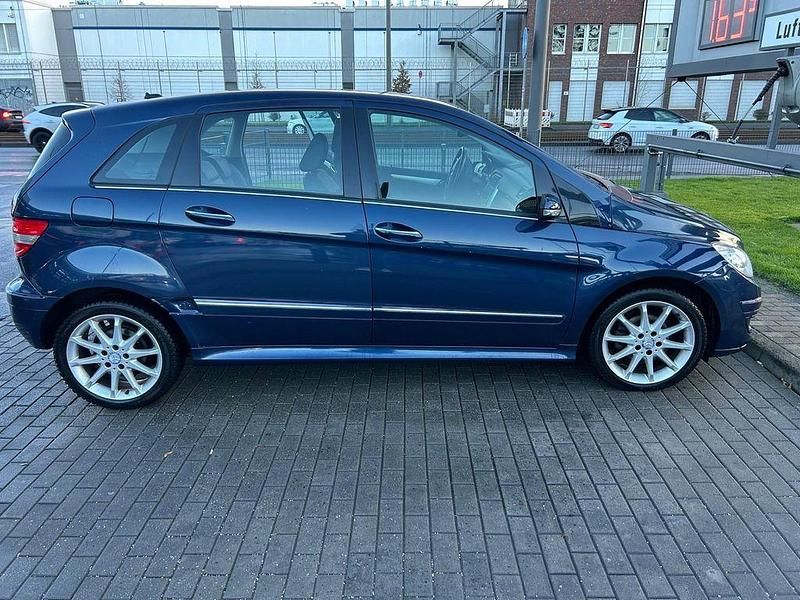 Gebraucht Mercedes B170 116 PS (85 kW) 2008 Blau Van / Kleinbus
