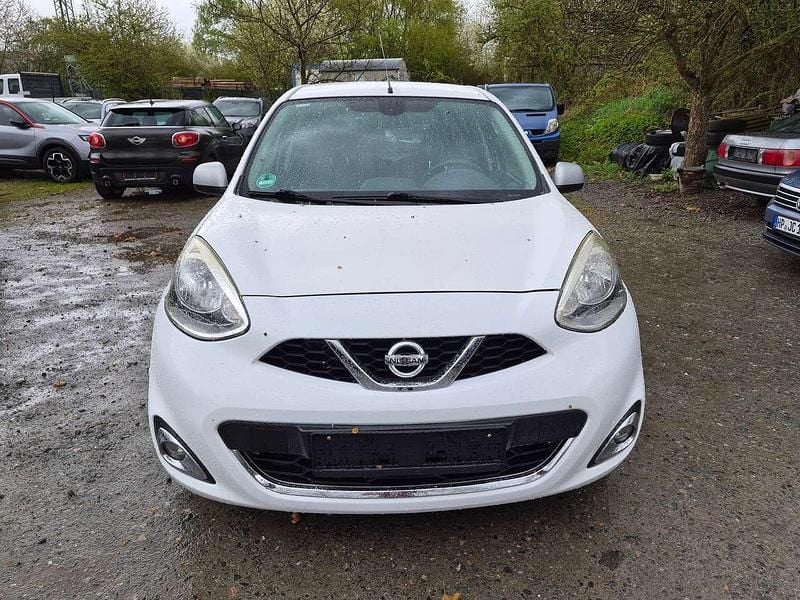 Gebraucht Nissan Micra Tekna 80 PS (58 kW) 2016 Weiß Kleinwagen