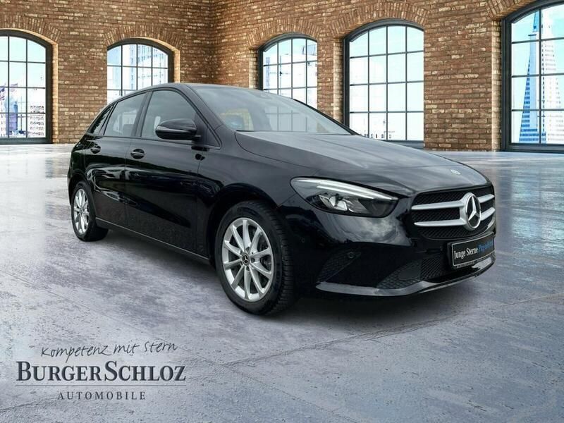 Gebraucht Mercedes B250e 218 PS (160 kW) 2022 Unilack nachtschwarz Van / Kleinbus