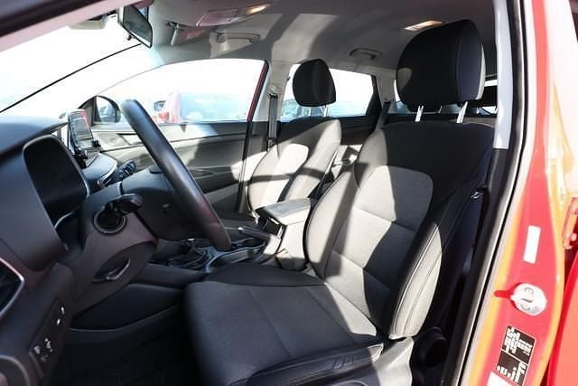 Gebraucht Hyundai Tucson Advantage 132 PS (97 kW) 2020 Engine red engine red SUV