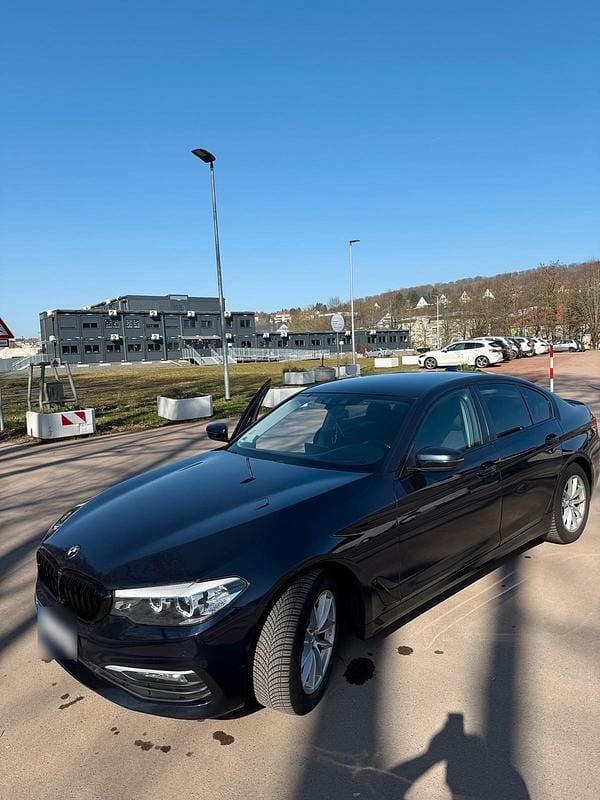 Gebraucht BMW 520 190 PS (139 kW) 2017 Blau Limousine