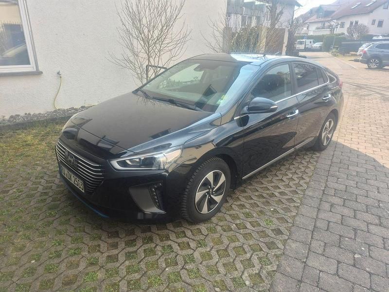 Gebraucht Hyundai Ioniq Style 141 PS (103 kW) 2017 Schwarz Kleinwagen