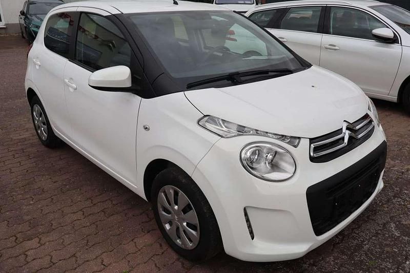Weiß Gebraucht 2021 Citroën C1 Feel Kleinwagen | 11.650 € (Fairer Preis) - Bild 1/4