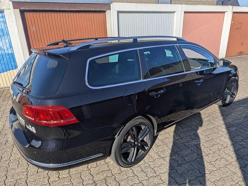 Gebraucht VW Passat Highline 299 PS (219 kW) 2013 Schwarz Kombi