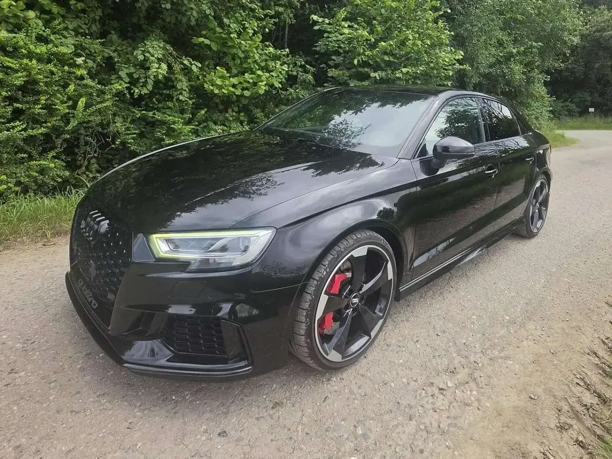 Gebraucht Audi RS3 Comfort 400 PS (294 kW) 2019 Schwarz Limousine