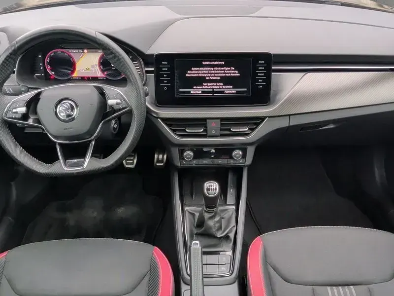 Gebraucht Skoda Scala Monte Carlo 150 PS (110 kW) 2023 Blackmagic perleffekt (metallic) Kleinwagen