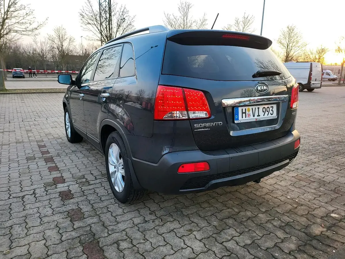 Gebraucht Kia Sorento 197 PS (144 kW) 2011 Blau SUV