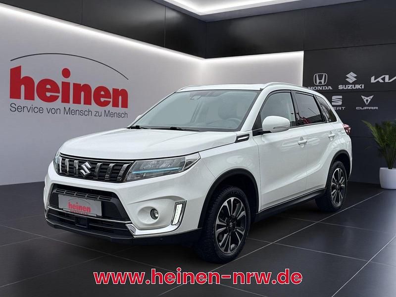 Gebraucht Suzuki Vitara Comfort 140 PS (102 kW) 2021 Superior white SUV