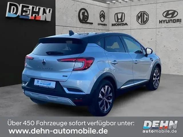 Second-hand Renault Captur Techno 143 CP (105 kW) 2024 Gri SUV