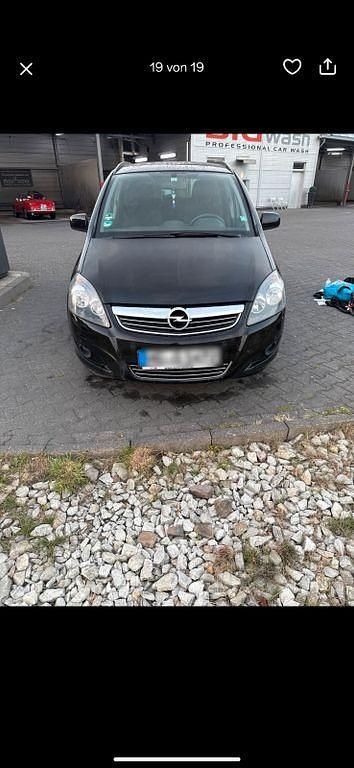 Schwarz Gebraucht 2010 Opel Zafira Van / Kleinbus | 4.600 € (Etwas zu teuer) - Bild 1/4
