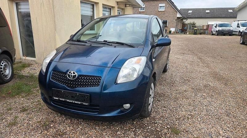 Blau Gebraucht 2008 Toyota Yaris Sol Kleinwagen | 2.250 € (Guter Preis) - Bild 1/4