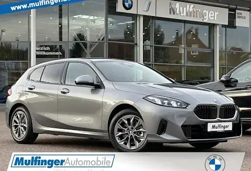 Usata BMW 120 Efficient Dynamics 170 CV (125 kW) 2025 Grigio Utilitaria