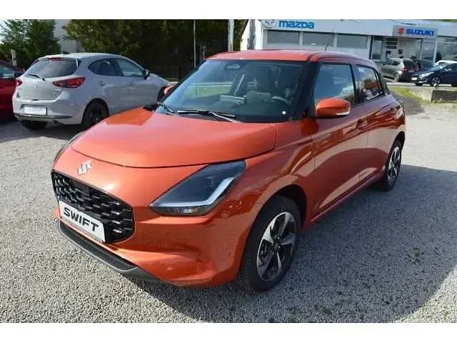 Gebraucht Suzuki Swift Comfort+ 83 PS (61 kW) 2026 Flame orange pearl Kleinwagen