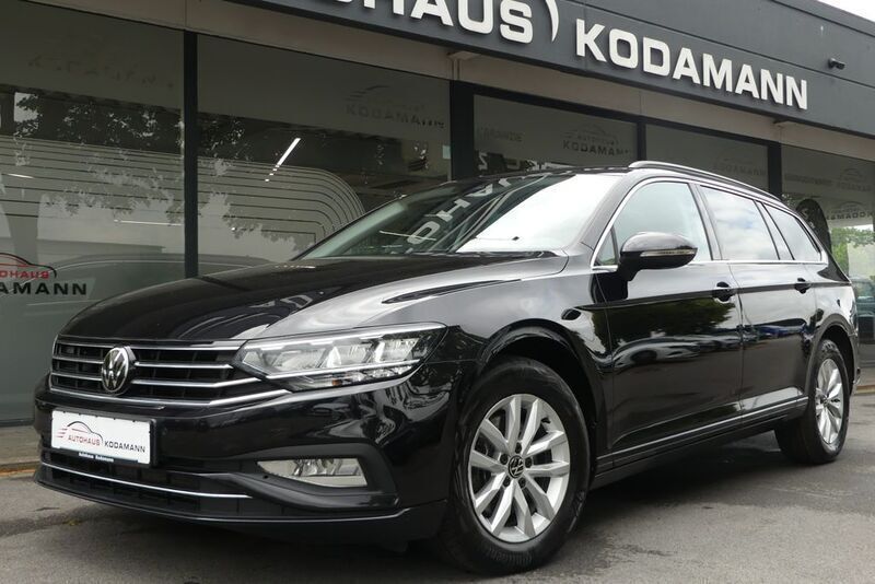 Schwarz Gebraucht 2023 VW Passat Business Kombi | 22.950 € (Fairer Preis) - Bild 1/4