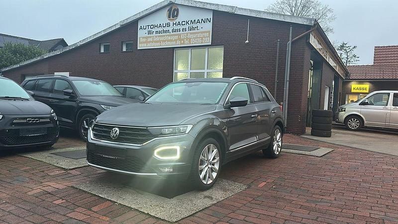 Grau Gebraucht 2020 VW T-Roc Sportline SUV | 19.400 € (Superpreis) - Bild 1/4