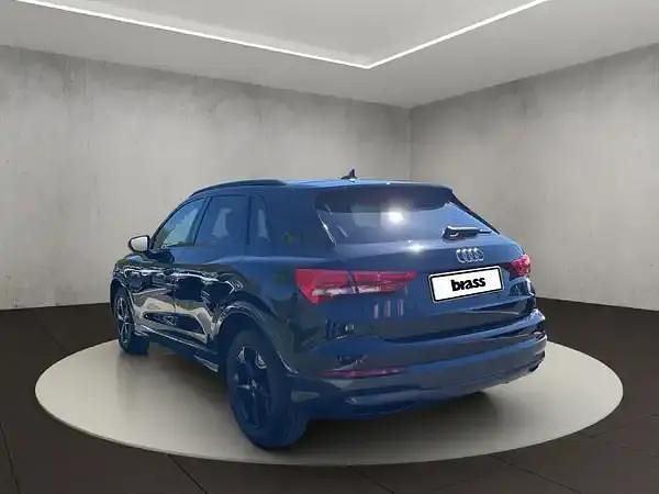 Gebraucht Audi Q3 Advanced Plus 150 PS (110 kW) 2023 Mythosschwarz metallic SUV