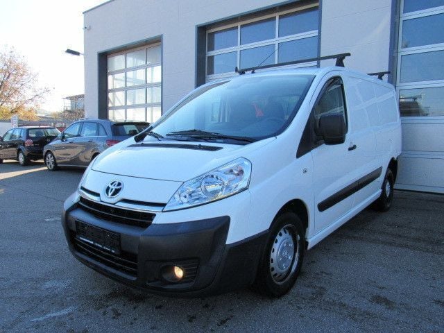 Weiß Gebraucht 2016 Toyota Proace Comfort Van | 9.400 € (Superpreis) - Bild 1/4