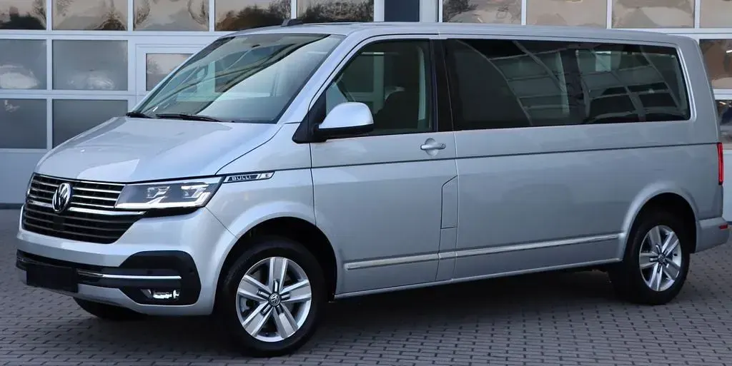 Gebraucht VW Caravelle 204 PS (150 kW) 2023 Silber Van