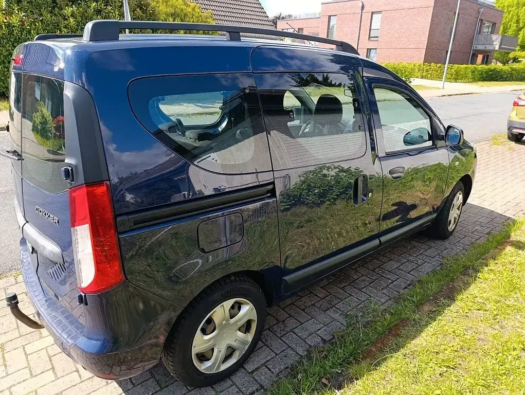 Gebraucht Dacia Dokker 102 PS (75 kW) 2016 Blau Van / Kleinbus