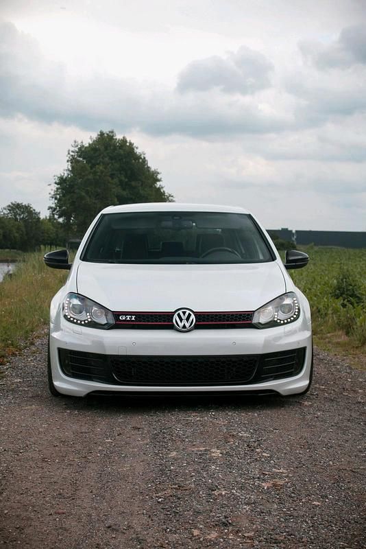 Gebraucht VW Golf VI Edition 235 PS (172 kW) 2012 Weiß Kleinwagen