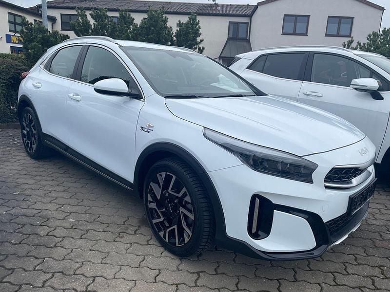 Gebraucht Kia XCeed Vision 140 PS (102 kW) 2025 Weiß SUV