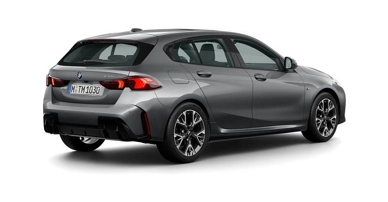 Gebraucht BMW 120 Shadowline 163 PS (119 kW) 2025 Grau Kleinwagen