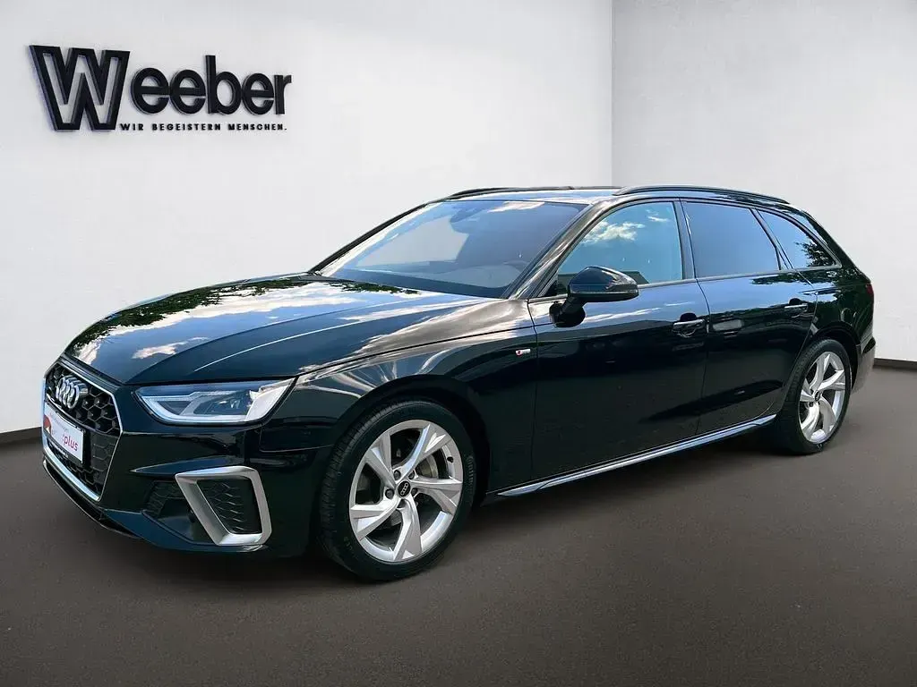 Gebraucht Audi A4 S-Line 204 PS (150 kW) 2023 Mythosschwarz metallic Kombi