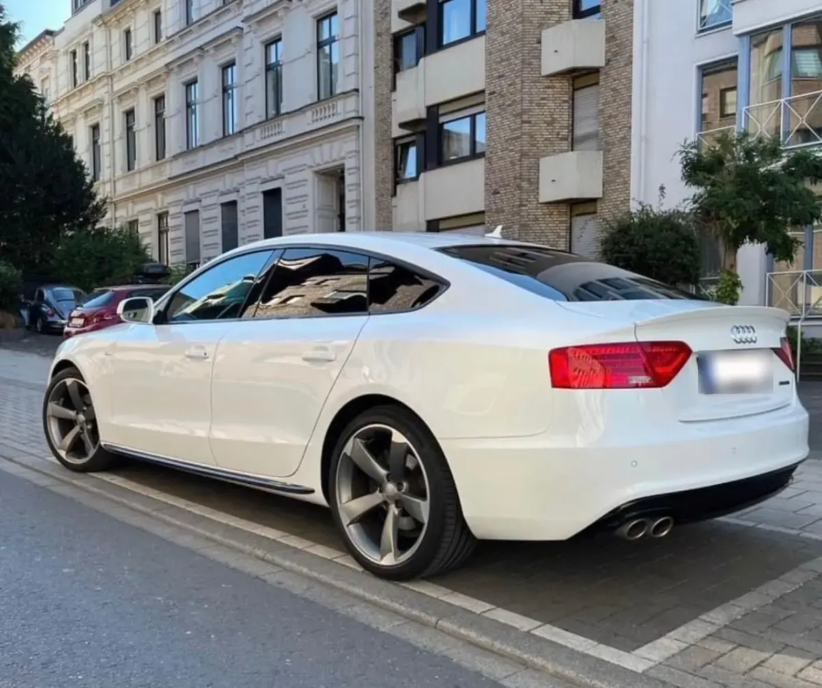 Gebraucht Audi A5 Sportback S-Line 190 PS (139 kW) 2016 Weiß Kleinwagen