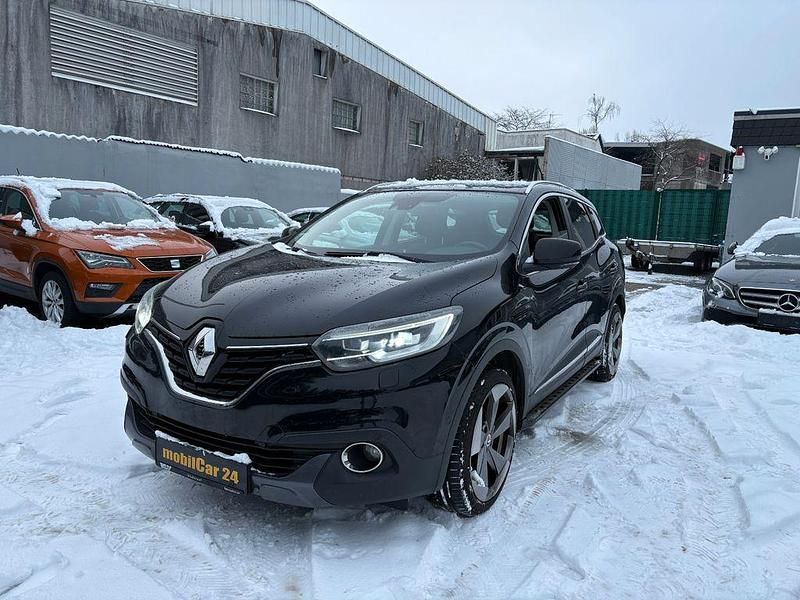 Schwarz Gebraucht 2016 Renault Kadjar Bose Edition SUV | 8.750 € (Teuer) - Bild 1/4