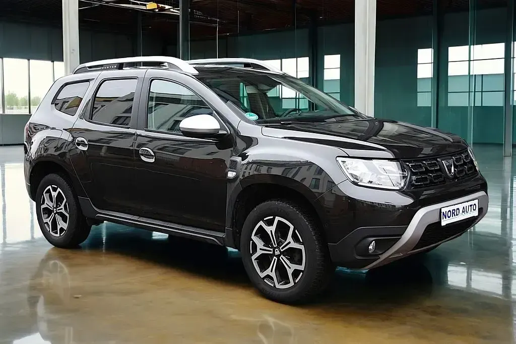 Gebraucht Dacia Duster 110 PS (80 kW) 2018 Schwarz SUV