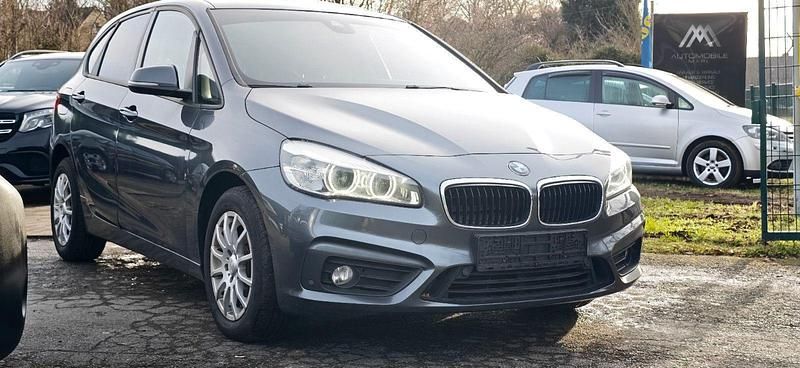 Gebraucht BMW 218 Advantage 150 PS (110 kW) 2016 Grau Kombi