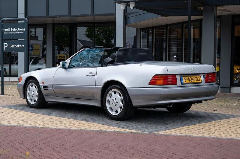 Gebraucht Mercedes SL500 326 PS (239 kW) 1990 Silber Cabrio