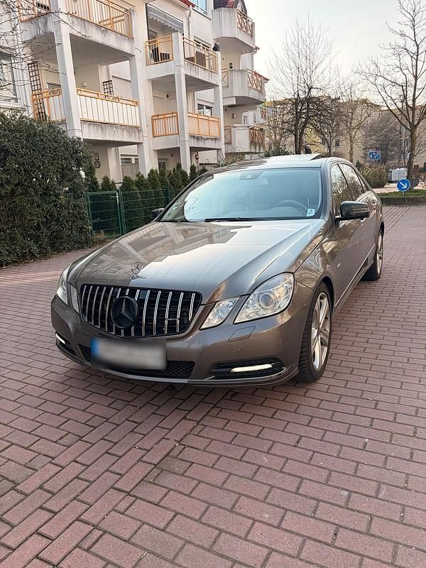 Gebraucht Mercedes 300 231 PS (169 kW) 2012 Braun Limousine