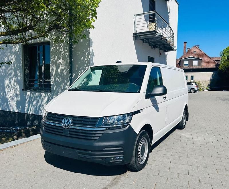 Gebraucht VW Transporter 150 PS (110 kW) 2022 Weiß Van