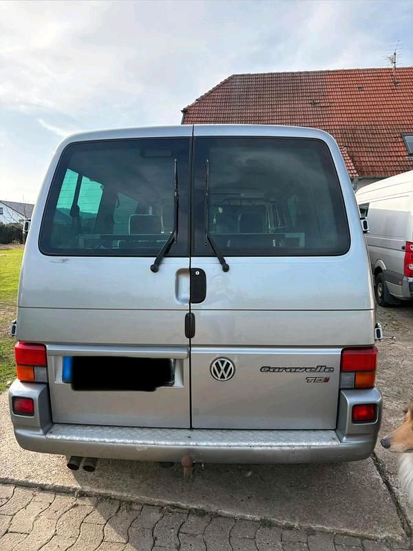 Gebraucht VW T4 102 PS (75 kW) 1999 Silber Van